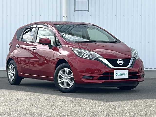 日産 ノート X Vセレクション 愛媛県 2020(令2)年 0.2万km 赤 純正SDナビ/バックカメラ/アラウンドビューモニター/インテリジェントルームミラー/Bluetooth/スマートキー/アイドリングストップ/ETC/純正ドライブレコーダー前のみ/オートライト/オートマチックハイビーム/オートLED/レーンキープアシスト/保証書/取扱説明書