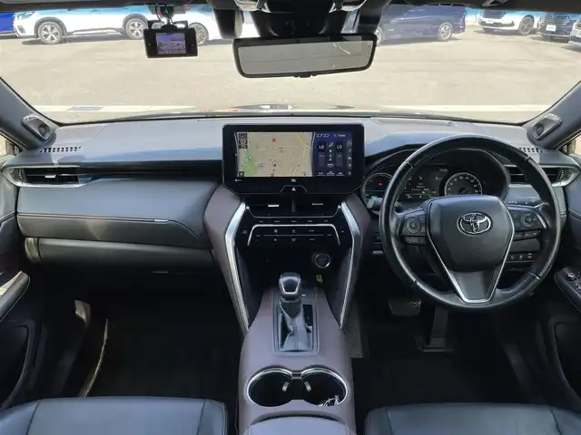 トヨタ ハリアー ハイブリッド Z 群馬県 2020(令2)年 8.3万km プレシャスブラックパール 純正12.3インチナビ/フルセグ(TV・BLUETOOTH・USB)/JBLプレミアムサウンド/電動リアゲート/全方位カメラ/デジタルルームミラー/追従走行クルーズコントロール/衝突軽減ブレーキ/ヘッドアップディスプレイ/ブラインドスポットモニター/レーンキープアシスト/LEDライト/フォグランプ/ドアバイザー/前後ドライブレコーダー/純正フロアマット/純正AW/純正ETC