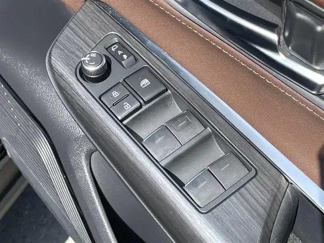トヨタ ハリアー ハイブリッド Z 群馬県 2020(令2)年 8.3万km プレシャスブラックパール 純正12.3インチナビ/フルセグ(TV・BLUETOOTH・USB)/JBLプレミアムサウンド/電動リアゲート/全方位カメラ/デジタルルームミラー/追従走行クルーズコントロール/衝突軽減ブレーキ/ヘッドアップディスプレイ/ブラインドスポットモニター/レーンキープアシスト/LEDライト/フォグランプ/ドアバイザー/前後ドライブレコーダー/純正フロアマット/純正AW/純正ETC