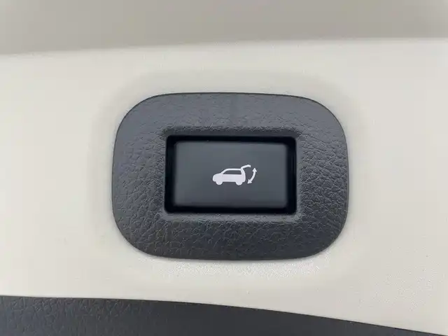 日産 エクストレイル 20Xi Vセレクション 群馬県 2020(令2)年 1.2万km ブリリアントシルバー 社外１１型ナビ　アダプティブクルーズコントロール　全周囲カメラ　ブラインドスポットモニター　シートヒーター　パワーシート　ドライブレコーダー　レーンキープアシスト　ＬＥＤヘッドライト　ＥＴＣ　禁煙車