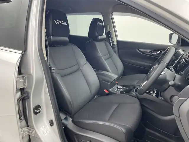 日産 エクストレイル 20Xi Vセレクション 群馬県 2020(令2)年 1.2万km ブリリアントシルバー 社外１１型ナビ　アダプティブクルーズコントロール　全周囲カメラ　ブラインドスポットモニター　シートヒーター　パワーシート　ドライブレコーダー　レーンキープアシスト　ＬＥＤヘッドライト　ＥＴＣ　禁煙車