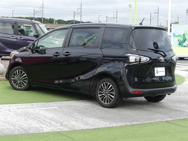 トヨタ シエンタ G セーフティエディション 千葉県 2020(令2)年 3.3万km ブラックマイカ 185/60R15/Toyota Safety Sense/・プリクラッシュセーフティ/・レーンディパーチャーアラート/・オートハイビーム/両側パワースライドドア/純正SDナビ/地デジTV/【DVD/CD再生機能　Bluetooth接続】/パノラミックビューモニター/ドライブレコーダー（DRT-H68A）/前席シートヒーター/革巻きステアリング/ステアリングスイッチ/ETC/LEDヘッドライト/ウインカーミラー/クリアランスソナー/社外15インチアルミホイル/スマートキー
