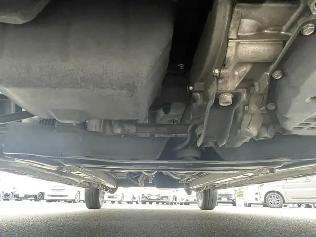 日産 デイズ ルークス ハイウェイスターX 東京都 2017(平29)年 5.7万km ホワイトパール 純正ナビ/アラウンドビューモニター/フルセグ/パワースライドドア/アイドリングストップ/衝突軽減ブレーキ/オートマチックハイビーム/スマートキー/プッシュスタート/純正14インチAW/ウィンカーミラー/LEDヘッドライト