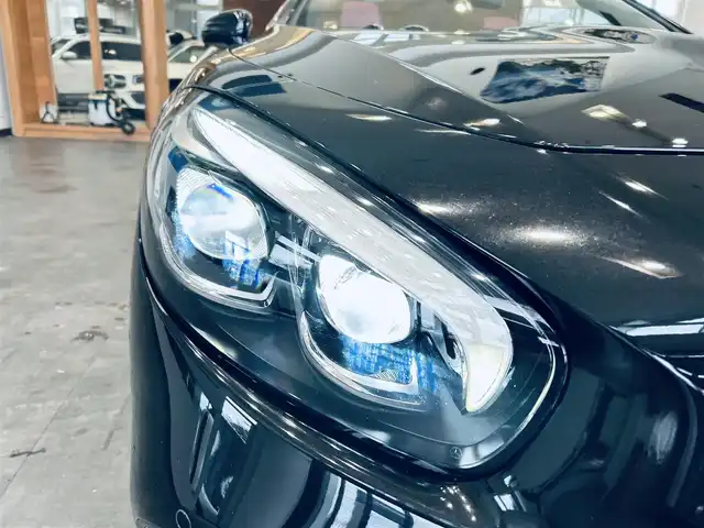 メルセデス・ベンツ ＳＬ４００ 大阪府 2018(平30)年 4.8万km オブシディアンブラック レーダーセーフティP/スカイルーフ/純正ナビ/TV/バックカメラ/applecarplay/純正19インチAW/LEDヘッドライト/電動リアゲート/ACC/ブラインドスポット/赤革/メモリ付きパワーシート/エアシートヒーター/クリアランスソナー/ETC/ドラレコ/レーダー探知機