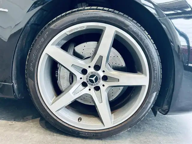 メルセデス・ベンツ ＳＬ４００ 大阪府 2018(平30)年 4.8万km オブシディアンブラック レーダーセーフティP/スカイルーフ/純正ナビ/TV/バックカメラ/applecarplay/純正19インチAW/LEDヘッドライト/電動リアゲート/ACC/ブラインドスポット/赤革/メモリ付きパワーシート/エアシートヒーター/クリアランスソナー/ETC/ドラレコ/レーダー探知機