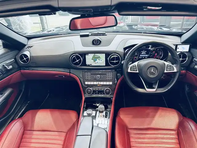 メルセデス・ベンツ ＳＬ４００ 大阪府 2018(平30)年 4.8万km オブシディアンブラック レーダーセーフティP/スカイルーフ/純正ナビ/TV/バックカメラ/applecarplay/純正19インチAW/LEDヘッドライト/電動リアゲート/ACC/ブラインドスポット/赤革/メモリ付きパワーシート/エアシートヒーター/クリアランスソナー/ETC/ドラレコ/レーダー探知機