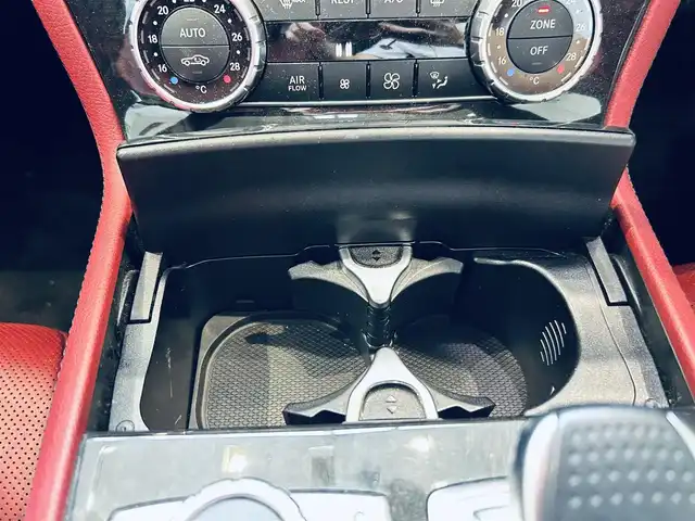 メルセデス・ベンツ ＳＬ４００ 大阪府 2018(平30)年 4.8万km オブシディアンブラック レーダーセーフティP/スカイルーフ/純正ナビ/TV/バックカメラ/applecarplay/純正19インチAW/LEDヘッドライト/電動リアゲート/ACC/ブラインドスポット/赤革/メモリ付きパワーシート/エアシートヒーター/クリアランスソナー/ETC/ドラレコ/レーダー探知機