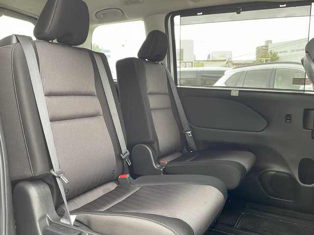 日産 セレナ ハイウェイスター V 長野県 2019(令1)年 4.3万km ブリリアントホワイトパール 純正10インチナビ/FM・AM・DVD・CD・フルセグTV・SD/Bluetooth Audio/アラウンドビューモニター/純正16インチアルミホイール/衝突被害軽減ブレーキ/両側パワースライドドア（ハンズフリー）/ブラインドスポットモニター/前後コーナーセンサー/クルーズコントロール/アイドリングストップ/ドライブレコーダー/LEDヘッドライト/オートライト/ETC/横滑り防止装置/純正フロアマット/取扱説明書/保証書