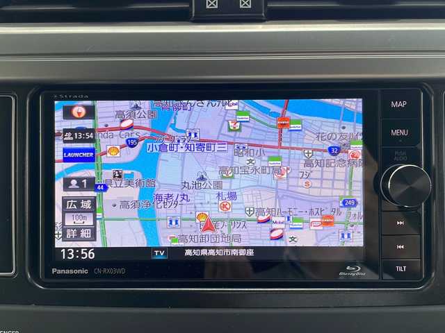 トヨタ ランドクルーザー プラド TX Lパッケージ 高知県 2017(平29)年 5.5万km ホワイトパールクリスタルシャイン ＲＡＹＳアルミ/７インチナビ/・バックモニター/・Ｂｌｕｅｔｏｏｔｈ/・ＣＤ／ＤＶＤ/・ブルーレイディスク/・フルセグTV/センターデフロック/４ＷＤ/ＬＥＤヘッドライト/横滑り防止/ダウンアシストコントロール/ドライブレコーダー