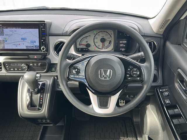 ホンダ Ｎ ＯＮＥ オリジナル 三重県 2020(令2)年 2.2万km プラチナホワイトパール 純正8型ナビ /バックカメラ /ルームミラー型前後ドライブレコーダー /前後コーナーセンサー /ホンダセンシング /ハーフレザーシート /スペアキー /LEDヘッドライト/オートハイビーム /オートライト/USB・タイプC給電ポート /純正フロアマット/電動格納ミラー/禁煙車