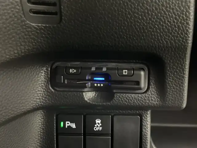 ホンダ Ｎ ＢＯＸ カスタム L ターボ 鹿児島県 2021(令3)年 3.7万km プラチナホワイトパール 禁煙車/ホンダセンシング/・衝突軽減ブレーキ/・レーンキープアシスト/・アダプティブクルーズコントロール/・オートハイビームアシスト/社外８V型SDナビ/・CD.DVD.SD.BT/フルセグTV/バックモニター/両側パワースライドドア/前席シートヒーター/ビルトインETC/LEDヘッドライト/LEDフォグランプ/純正ドライブレコーダー/革巻ステアリングホイール/ステアリングスイッチ/ECONスイッチ/クリアランスソナー/横滑り防止装置/プッシュスタート/スマートキー2個/純正14インチアルミホイール/純正フロアマット/シートバックテーブル/ロールサンシェード