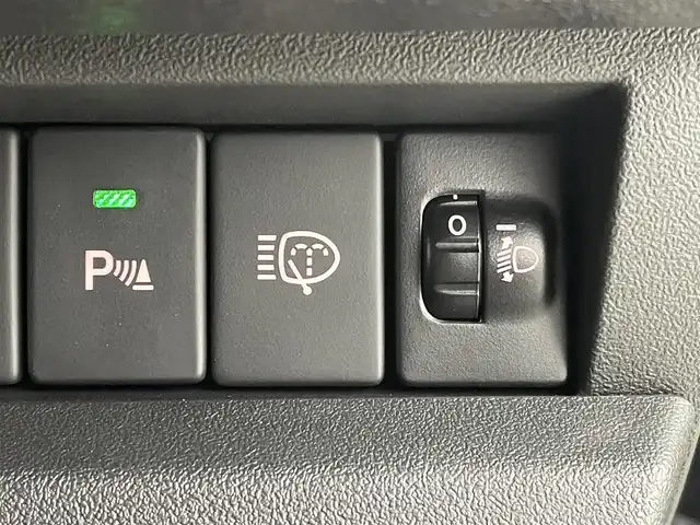 スズキ ジムニー ノマド FC 埼玉県 2025(令7)年 0.1千km 黒 登録済未使用車 シートヒーター 衝突被害軽減 LEDヘッドライト　レーダークルーズコントロール　スマートキー　純正フロアマット　背面タイヤ　純正15インチアルミ　ダウンヒルアシストコントロール　