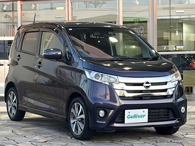 日産 デイズ ハイウェイスターG ターボ 静岡県 2015(平27)年 3.6万km プレミアムパープルP 純正ナビ/・CD/・SD/・Bluetooth/・フルセグTV/・FM/・AM/・VTR/・USB/バックカメラ/全方位カメラ/ステアリングリモコン/フォグランプ/純正フロアマット/純正アルミホイール/スマートキー/プッシュスタート/パワーステアリング/オートライト/パワーウィンドウ/ベンチシート/キノセンヘッドライト/ABS/横滑り防止装置