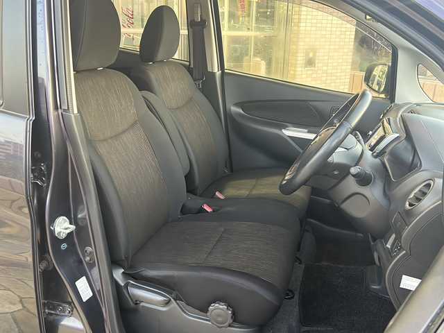 日産 デイズ ハイウェイスターG ターボ 静岡県 2015(平27)年 3.6万km プレミアムパープルP 純正ナビ/・CD/・SD/・Bluetooth/・フルセグTV/・FM/・AM/・VTR/・USB/バックカメラ/全方位カメラ/ステアリングリモコン/フォグランプ/純正フロアマット/純正アルミホイール/スマートキー/プッシュスタート/パワーステアリング/オートライト/パワーウィンドウ/ベンチシート/キノセンヘッドライト/ABS/横滑り防止装置