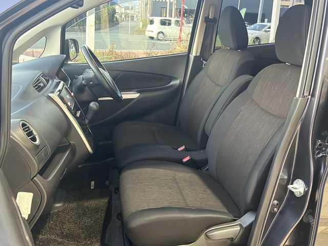 日産 デイズ ハイウェイスターG ターボ 静岡県 2015(平27)年 3.6万km プレミアムパープルP 純正ナビ/・CD/・SD/・Bluetooth/・フルセグTV/・FM/・AM/・VTR/・USB/バックカメラ/全方位カメラ/ステアリングリモコン/フォグランプ/純正フロアマット/純正アルミホイール/スマートキー/プッシュスタート/パワーステアリング/オートライト/パワーウィンドウ/ベンチシート/キノセンヘッドライト/ABS/横滑り防止装置