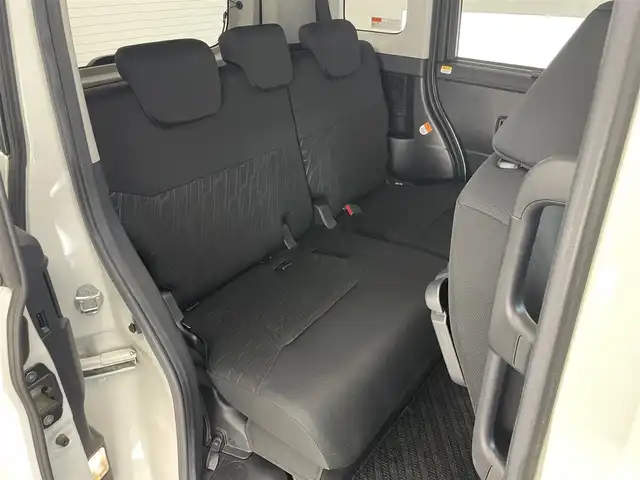 トヨタ ルーミー カスタムG S 愛知県 2017(平29)年 6.6万km パールホワイトⅢ 純正ナビ　シートヒーター　ＳＡII　禁煙　バックカメラ　クルーズコントロール　ＥＴＣ　プッシュスタート　ＬＥＤオートライト　フォグランプ　衝突軽減　両側パワースライドドア　純正ドラレコ　純正フロアマット　スペアタイヤ