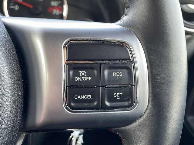 クライスラー・ジープ ジープ ラングラー アンリミテッド ルビコンハードロック 山口県 2016(平28)年 6.3万km 黒 社外メモリナビ/Bluetooth/フルセグTV/バックカメラ/革調シートカバー/リモコンキー/ETC/前席シートヒーター/社外17インチAW/社外サイドステップ/社外テールレンズ/社外エアクリーナー/キセノンライト/フォグライト/オートライト/背面タイヤ/社外ドライブレコーダー/保証書・取説/スペアキー1個