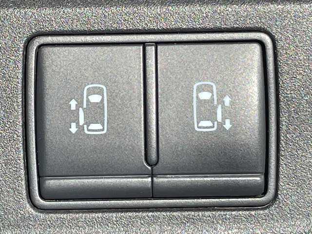 日産 セレナ e－パワー ハイウェイスター V 茨城県 2018(平30)年 7.9万km ブリリアントホワイトパール 純正ナビ　/-BT/TV/AM/FM/衝突軽減システム　/フリップダウンモニター　/アラウンドビューモニター　/両側パワースライドドア　/デジタルインナーミラー　/コーナーセンサー前後　/レーダークルーズコントロール　/ドライブレコーダー/ETC