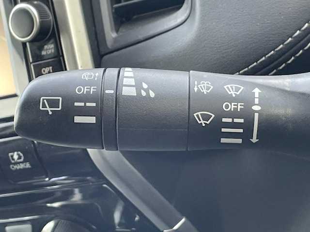 日産 セレナ e－パワー ハイウェイスター V 茨城県 2018(平30)年 7.9万km ブリリアントホワイトパール 純正ナビ　/-BT/TV/AM/FM/衝突軽減システム　/フリップダウンモニター　/アラウンドビューモニター　/両側パワースライドドア　/デジタルインナーミラー　/コーナーセンサー前後　/レーダークルーズコントロール　/ドライブレコーダー/ETC