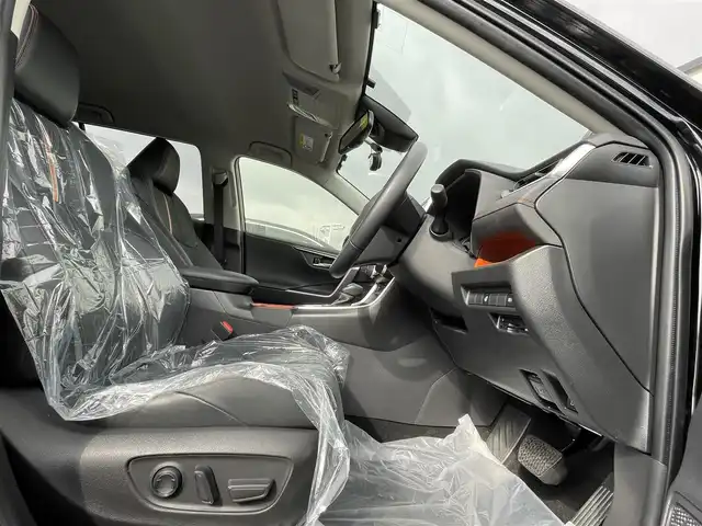 トヨタ ＲＡＶ４ ハイブリッド アドベンチャー 大阪府 2022(令4)年 3.1万km アティチュードブラックマイカ トヨタセーフティセンス　/純正ナビ　/　ＴＶ／Ｂｌｕｅｔｏｏｔｈ／ＣＤ／ＤＶＤ　/バックカメラ　/追従型クルーズコントロール　/MTモード付AT　/ＢＳＭ　/ステアリングヒーター　/メモリ付きパワーシート　/  シートヒーター/エアーシート　/コーナーセンサー　/ETC /ドライブレコーダー　/純正フロアマット　