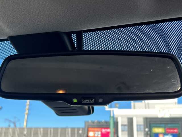 日産 デイズ X Vセレ +SeftyⅡ 千葉県 2015(平27)年 6.8万km ホワイトパール 純正メモリナビ【MC314D-W】/フルセグTV/DVD/CD/Bluetooth/アラウンドビューモニター/バックカメラ/衝突軽減ブレーキ/アイドリングストップ/純正フロアマット/スマートキー/パンク修理キット/取扱説明書