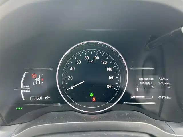 ホンダ ヴェゼル ハイブリッド Z ホンダセンシング 和歌山県 2019(令1)年 3.3万km ルーセブラックM 社外ナビ/バックカメラ/フルセグTV/衝突軽減ブレーキ/クルーズコントロール/レーンキープアシスト/横滑り防止機能/社外フロアマット/純正アルミホイール/パドルシフト/アイドリングストップ/革巻きステアリング/LEDヘッドライト/フォグランプ/オートライト