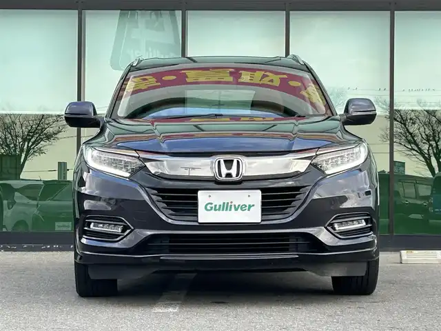 ホンダ ヴェゼル ハイブリッド Z ホンダセンシング 和歌山県 2019(令1)年 3.3万km ルーセブラックM 社外ナビ/バックカメラ/フルセグTV/衝突軽減ブレーキ/クルーズコントロール/レーンキープアシスト/横滑り防止機能/社外フロアマット/純正アルミホイール/パドルシフト/アイドリングストップ/革巻きステアリング/LEDヘッドライト/フォグランプ/オートライト