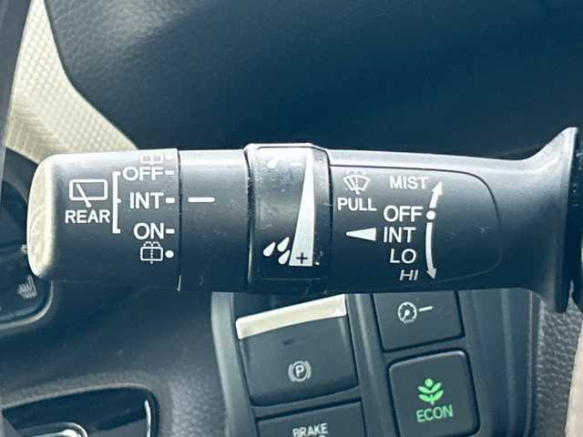 ホンダ Ｎ ＢＯＸ L 大阪府 2024(令6)年 0.6万km プレミアムサンライトホワイトパール 社外ナビ(BT/CD/DVD/USB/SD/フルセグ)/バックカメラ/衝突被害軽減システム/レーンキープアシスト/コーナーセンサー/アダクティブクルーズコントロール/オートライト/オートマチックハイビーム/シートヒーター/純正フロアマット/両側パワースライドドア/アイドリングストップ/ベンチシート/フルフラットシート/チップアップシート/スペアキー×1/LEDヘッドライト