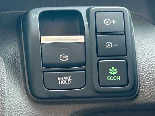 ホンダ Ｎ ＢＯＸ L 大阪府 2024(令6)年 0.6万km プレミアムサンライトホワイトパール 社外ナビ(BT/CD/DVD/USB/SD/フルセグ)/バックカメラ/衝突被害軽減システム/レーンキープアシスト/コーナーセンサー/アダクティブクルーズコントロール/オートライト/オートマチックハイビーム/シートヒーター/純正フロアマット/両側パワースライドドア/アイドリングストップ/ベンチシート/フルフラットシート/チップアップシート/スペアキー×1/LEDヘッドライト