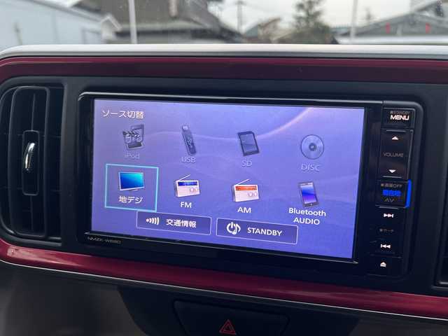 ダイハツ ブーン シルク Gパッケージ SAⅡ 東京都 2018(平30)年 2万km ブラックマイカメタリック/ファイアークォーツレッドメタリック 2トーン 純正メモリナビ（NMZK-W68D）/・Bluetooth/TV/CD/DVD/USB/SD/アイドリングストップ/横滑り防止装置/盗難防止装置/衝突被害軽減システム/オートライト/オートエアコン/電動格納ミラー/純正14インチアルミホイール/ドアバイザー/オプションカラー：ブラックマイカメタリック×ファイアークォーツレッドメタリック/ETC/取扱説明書/保証書/スペアキー1本