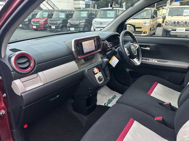 ダイハツ ブーン シルク Gパッケージ SAⅡ 東京都 2018(平30)年 2万km ブラックマイカメタリック/ファイアークォーツレッドメタリック 2トーン 純正メモリナビ（NMZK-W68D）/・Bluetooth/TV/CD/DVD/USB/SD/アイドリングストップ/横滑り防止装置/盗難防止装置/衝突被害軽減システム/オートライト/オートエアコン/電動格納ミラー/純正14インチアルミホイール/ドアバイザー/オプションカラー：ブラックマイカメタリック×ファイアークォーツレッドメタリック/ETC/取扱説明書/保証書/スペアキー1本