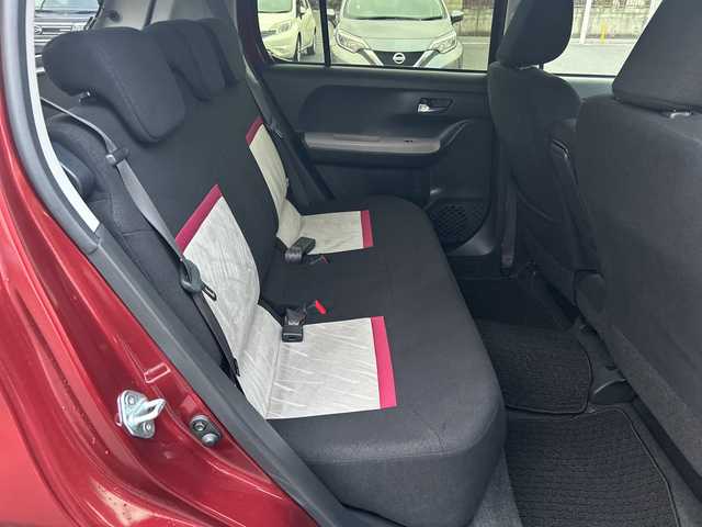 ダイハツ ブーン シルク Gパッケージ SAⅡ 東京都 2018(平30)年 2万km ブラックマイカメタリック/ファイアークォーツレッドメタリック 2トーン 純正メモリナビ（NMZK-W68D）/・Bluetooth/TV/CD/DVD/USB/SD/アイドリングストップ/横滑り防止装置/盗難防止装置/衝突被害軽減システム/オートライト/オートエアコン/電動格納ミラー/純正14インチアルミホイール/ドアバイザー/オプションカラー：ブラックマイカメタリック×ファイアークォーツレッドメタリック/ETC/取扱説明書/保証書/スペアキー1本