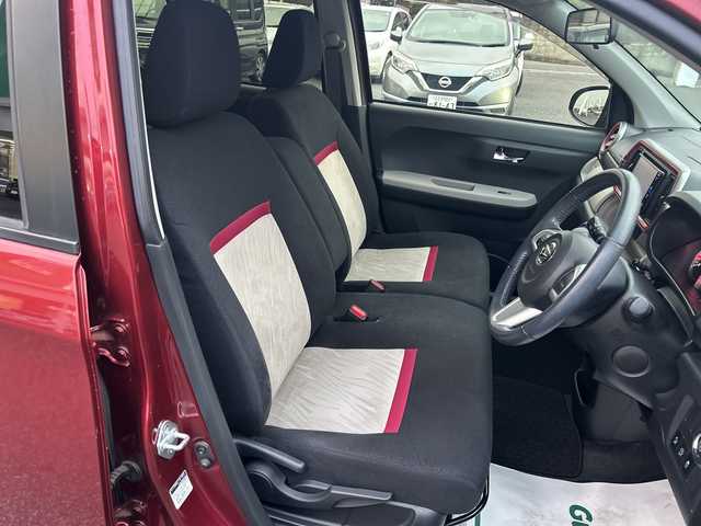 ダイハツ ブーン シルク Gパッケージ SAⅡ 東京都 2018(平30)年 2万km ブラックマイカメタリック/ファイアークォーツレッドメタリック 2トーン 純正メモリナビ（NMZK-W68D）/・Bluetooth/TV/CD/DVD/USB/SD/アイドリングストップ/横滑り防止装置/盗難防止装置/衝突被害軽減システム/オートライト/オートエアコン/電動格納ミラー/純正14インチアルミホイール/ドアバイザー/オプションカラー：ブラックマイカメタリック×ファイアークォーツレッドメタリック/ETC/取扱説明書/保証書/スペアキー1本