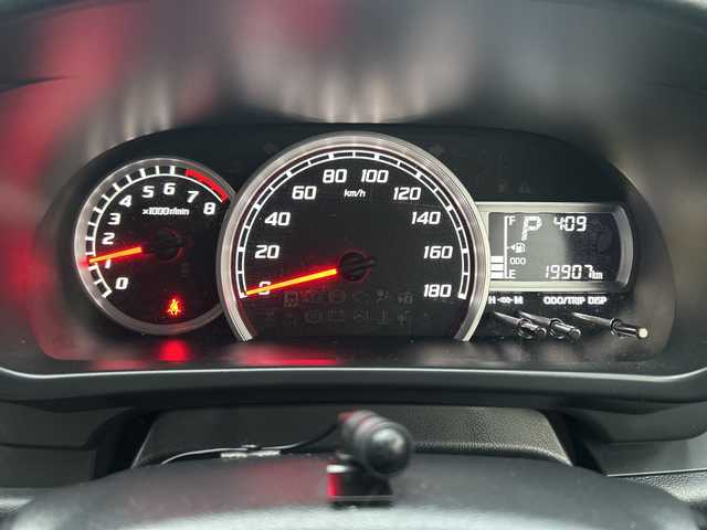 ダイハツ ブーン シルク Gパッケージ SAⅡ 東京都 2018(平30)年 2万km ブラックマイカメタリック/ファイアークォーツレッドメタリック 2トーン 純正メモリナビ（NMZK-W68D）/・Bluetooth/TV/CD/DVD/USB/SD/アイドリングストップ/横滑り防止装置/盗難防止装置/衝突被害軽減システム/オートライト/オートエアコン/電動格納ミラー/純正14インチアルミホイール/ドアバイザー/オプションカラー：ブラックマイカメタリック×ファイアークォーツレッドメタリック/ETC/取扱説明書/保証書/スペアキー1本