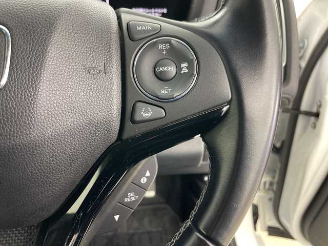 ホンダ ヴェゼル ハイブリッド Z ホンダセンシング 道央・札幌 2016(平28)年 5.5万km ホワイトオーキッドパール ・4WD/・寒冷地仕様/・純正ナビ/・BT&CD&DVD&SD&USB&HDMI&フルセグTV/・バックカメラ/・ホンダセンシング/・レーダークルーズコントロール/・パドルシフト/・レザーシート/・前席シートヒーター/・純正ドライブレコーダー/・ステアリングスイッチ/・ドアミラーヒーター/・ETC/・LEDヘッドライト/・オートライト/・フォグ/・プッシュスタート/・スマートキー