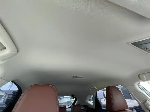 レクサス ＮＸ 300h Iパッケージ 和歌山県 2014(平26)年 11.8万km ソニッククォーツ 純正ナビ/（AM/FM/DVD/CD/USB/Bluetooth/フルセグTV/AUX）/パノラミックビューモニター/プリクラッシュセーフティ/レーンディパーチャーアシスト/レーダークルーズコントロール/レザーシート/D/Nパワーシート/D/Nシートヒーター/ステアリングヒーター/パワーバックドア/ブラインドスポットモニター/パワーシート/電動パーキングブレーキ/オートホールド機能/スマートキー/カードキー有/取説、保証書
