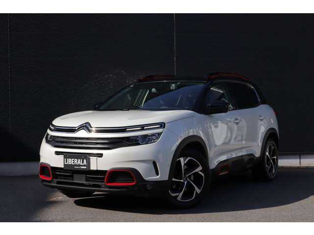 シトロエン Ｃ５ エアクロス シャイン 大分県 2019(令1)年 6.4万km 白 当店買取車両/アクティブセーフティブレーキ/アクティブクルーズコントロール/ブラインドスポットモニター/純正ディスプレイオーディオ（社外ナビあり）/AppleCarPlay/AndroidAuto/地デジ/Bluetooth/ワイヤレス充電/バックカメラ/LEDライト/ディレクショナルヘッドライト/純正18インチAW/純正フロアマット/ドライブレコーダー前後　（WHSR-510）/ETC/スペアキー1本