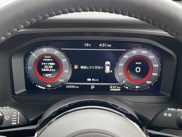 日産 エクストレイル G e－4ORCE 道東・釧路十勝 2023(令5)年 2.4万km ステルスグレー/スーパーブラック ワンオーナー/サンルーフ/BOSEプレミアムサウンド/純正メモリナビ/BT/USB/フルセグTV/Apple CarPlay/AndroidAuto/360度カメラ/茶革シート/前席パワーシート/全席シートヒーター/ステアリングヒーター/純正デジタルインナーミラー型前後ドラレコ/追従機能付きクルーズコントロール/レーンキープアシスト/ブラインドスポットモニター/前後コーナーセンサー/ヘッドアップディスプレイ/アドバンスドヒルディセントコントロール/電動リアゲート/LEDヘッドライト/フロントフォグ/オートハイビーム/オートホールド/置くだけ充電/純正フロアマット/純正19インチAW/ETC2.0/スペアキー