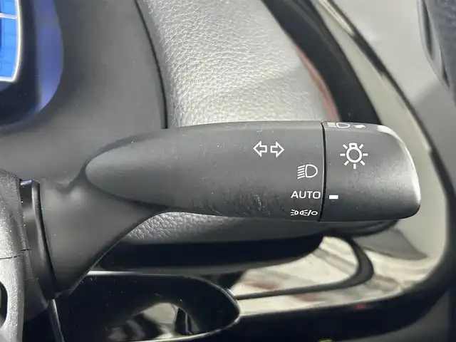 トヨタ アクア X 佐賀県 2023(令5)年 4.8万km プラチナホワイトパールマイカ 衝突軽減ブレーキ/レーントレーシングアシスト/ロードサインアシスト/純正7インチナビ/バックカメラ /ETC/前方ドライブレコーダー/レーダークルーズコントロール/LEDライト/フォグライト /オートライト/オートマチックハイビーム/スマートキー/スペアキー/アイドリングストップ/保証書