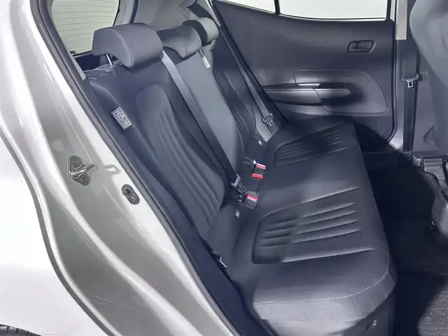 トヨタ アクア X 佐賀県 2023(令5)年 4.8万km プラチナホワイトパールマイカ 衝突軽減ブレーキ/レーントレーシングアシスト/ロードサインアシスト/純正7インチナビ/バックカメラ /ETC/前方ドライブレコーダー/レーダークルーズコントロール/LEDライト/フォグライト /オートライト/オートマチックハイビーム/スマートキー/スペアキー/アイドリングストップ/保証書
