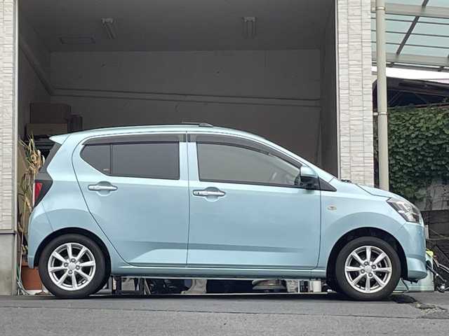 ダイハツ ミラ イース G SAⅢ 大分県 2017(平29)年 2.4万km スカイブルーメタリック 純正14インチアルミホイール/社外ETC/社外フロアマット/社外ナビ/フルセグTV/Bluetooth/オートライト/オートマッチックハイビーム/衝突被害軽減ブレーキ/横滑り防止装置/シートヒーター