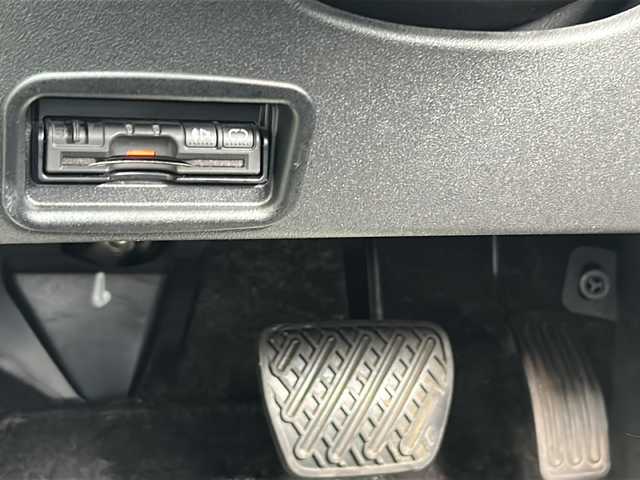 日産 デュアリス 20G FOUR アーバンブラⅡ 秋田県 2011(平23)年 7.7万km スーパーブラック ワンオーナー/ガラスルーフ/4WD/ETC/ECOモードスイッチ/純正18インチAW/革巻きステアリングホイール/プッシュ式オートエアコン/ブラック革シート/シートヒーター/スペアキー/インテリジェントキー