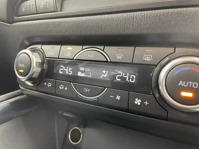 マツダ ＣＸ－５ XD Lパッケージ 愛知県 2017(平29)年 3.6万km ソウルレッドクリスタルM XD Lパッケージ/ディーゼル車/開閉式サンルーフ/BOSEサウンドシステム/前席シートヒーター/ステアリングヒーター/純正ナビ/（CD/DVD/BT/フルセグ）/バックカメラ/ドラレコ/ETC/衝突軽減システム/車線逸脱抑制/コーナーセンサー/横滑り防止/アイドリングストップ/MTモード/フォグランプ/純正AW/ドアバイザー