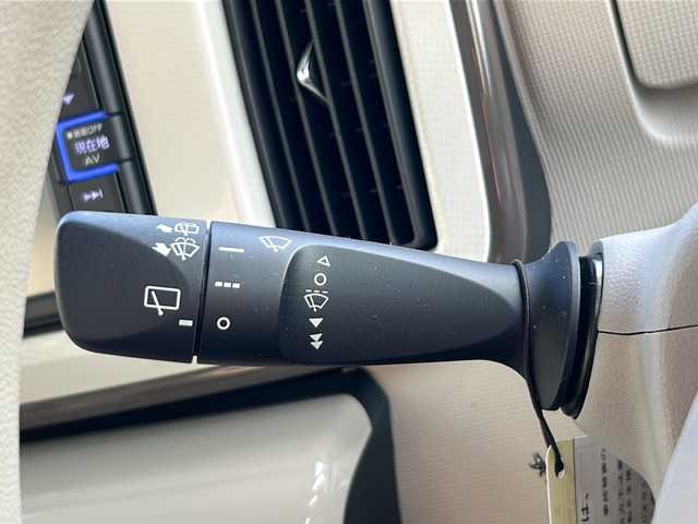 ダイハツ ムーヴ キャンバス G メイクアップ リミテッド　SAⅢ 石川県 2019(平31)年 1.8万km パールホワイトⅢ/ナチュラルベージュマイカメタリック 2トーン 純正ナビ/全方位カメラ/ETC/ドライブレコーダー（前方のみ）/両側パワースライドドア/スマートキー/衝突被害軽減ブレーキ/LEDヘッドライト/W+サイドエアバック/プッシュスタート/電動格納式ミラー/取扱説明書