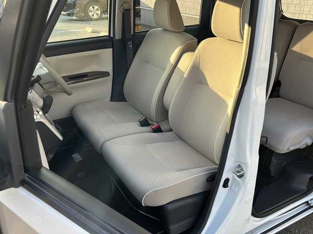 ダイハツ ムーヴ キャンバス G メイクアップ リミテッド　SAⅢ 石川県 2019(平31)年 1.8万km パールホワイトⅢ/ナチュラルベージュマイカメタリック 2トーン 純正ナビ/全方位カメラ/ETC/ドライブレコーダー（前方のみ）/両側パワースライドドア/スマートキー/衝突被害軽減ブレーキ/LEDヘッドライト/W+サイドエアバック/プッシュスタート/電動格納式ミラー/取扱説明書