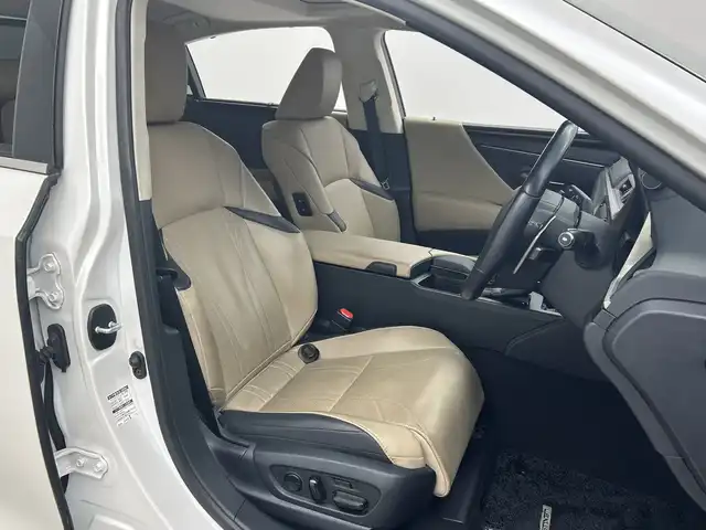 レクサス ＥＳ 300h バージョンL 三重県 2019(令1)年 8.3万km ソニッククォーツ エアロ/サンルーフ/純正ナビ/ＢＳＭ/全周囲カメラ/ＥＴＣ２．０/ＬＥＤヘッドライト/シートヒーター/ベンチレーション/パワーシート/シートメモリー/ＨＵＤ/リアスポイラー/レーダークルーズ/ブレーキキャリパー（SIXTHSENSE）