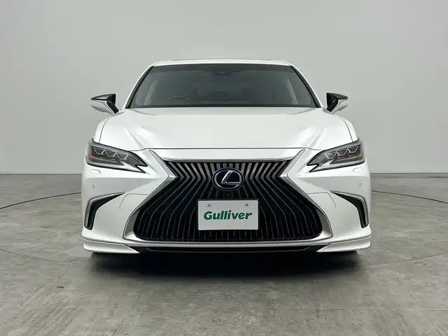レクサス ＥＳ 300h バージョンL 三重県 2019(令1)年 8.3万km ソニッククォーツ エアロ/サンルーフ/純正ナビ/ＢＳＭ/全周囲カメラ/ＥＴＣ２．０/ＬＥＤヘッドライト/シートヒーター/ベンチレーション/パワーシート/シートメモリー/ＨＵＤ/リアスポイラー/レーダークルーズ/ブレーキキャリパー（SIXTHSENSE）