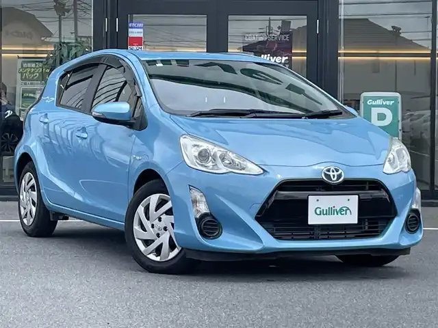 トヨタ アクア S 茨城県 2015(平27)年 1.2万km クールソーダメタリック 純正ナビ/【ラジオ・1セグTV・CD・SD・BT・AUX】/ETC/オートライト/ヘッドライトレベライザー/フロアマット/純正ホイールカバー/オートエアコン/電格ミラー/ウインカーミラー/ドアバイザー/横滑り防止装置/ECOモード/EVモード/スマートキー/プッシュスタート