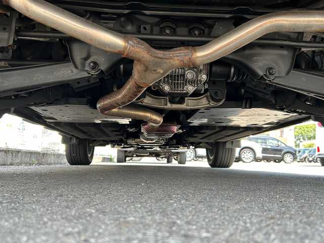 スバル アウトバック リミテッドEX 静岡県 2022(令4)年 2.5万km 茶 エンジンスタートボタン/パワーステアリング/パワーウィンドウ/パドルシフト/アイドリングスストップ/スマートキー/オートエアコン/クルーズコントロール/追従走行/Bluetooth/USB/純正ETC2.0/バックカメラ/サイドカメラ/フルセグTV/純正11インチメモリナビ/サンルーフ/ガラスルーフ/電動リアゲート/純正フロアマット/D+Nパワーシート/レザーシート/全席シートヒーター/純正アルミホイール/ABS/横滑り防止装置/後方コーナーセンサー/レーンキープアシスト/オートライト/LEDライト/W+サイドエアバッグ/衝突軽減システム/ステアリングヒーター