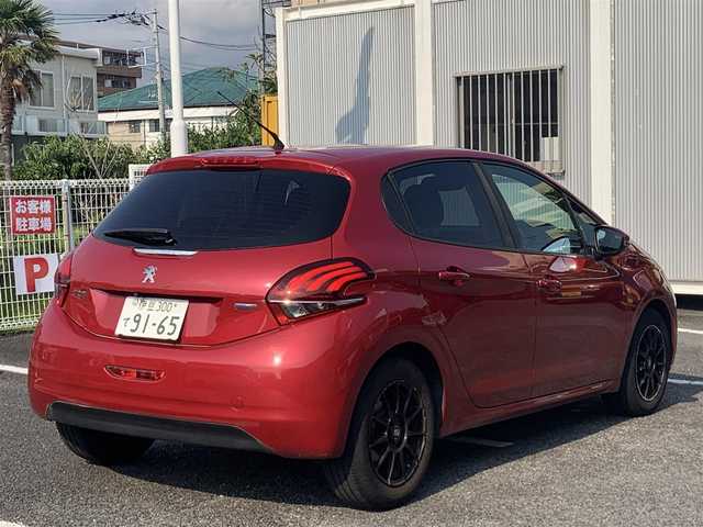 プジョー ２０８ スタイルプラス 静岡県 2016(平28)年 6.6万km ワイン 純正ナビ（FM/AM）/ETC/ドライブレコーダー